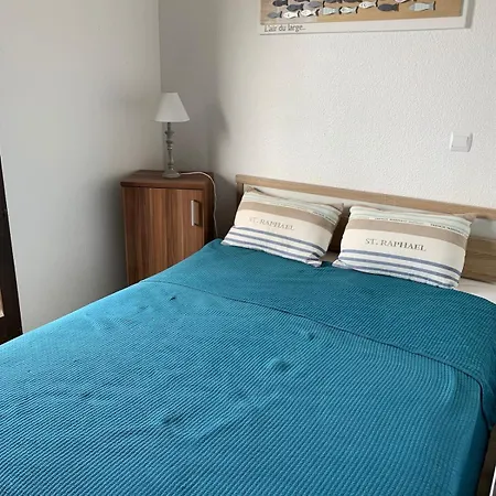 Apartment T2 Renove Vue Sur L'etang